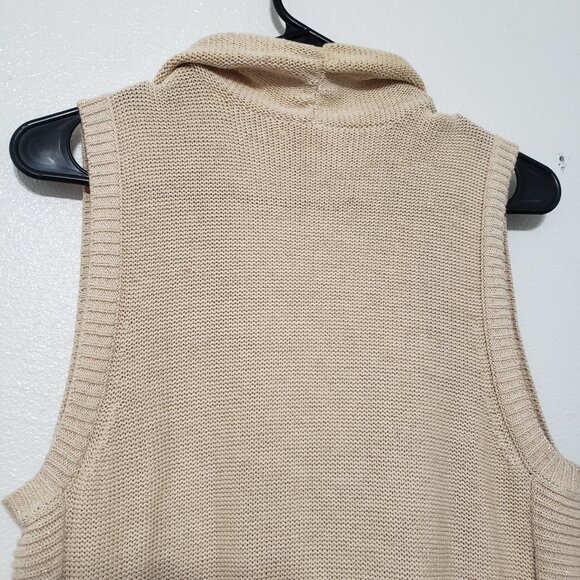 Lilly Pulitzer Cardigan - Picture 9 of 12